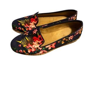 Aerosoles Floral Flats Size 8